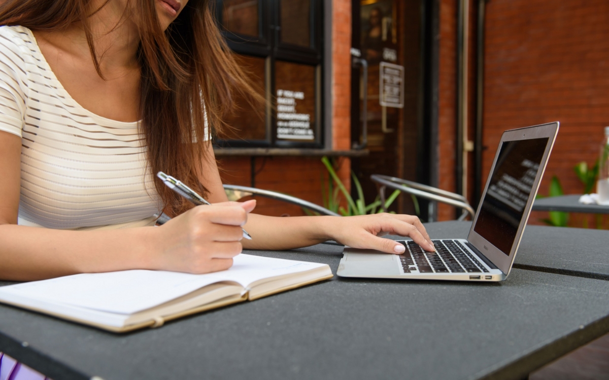 Sự tương tác cao giữa học viên và giáo viên