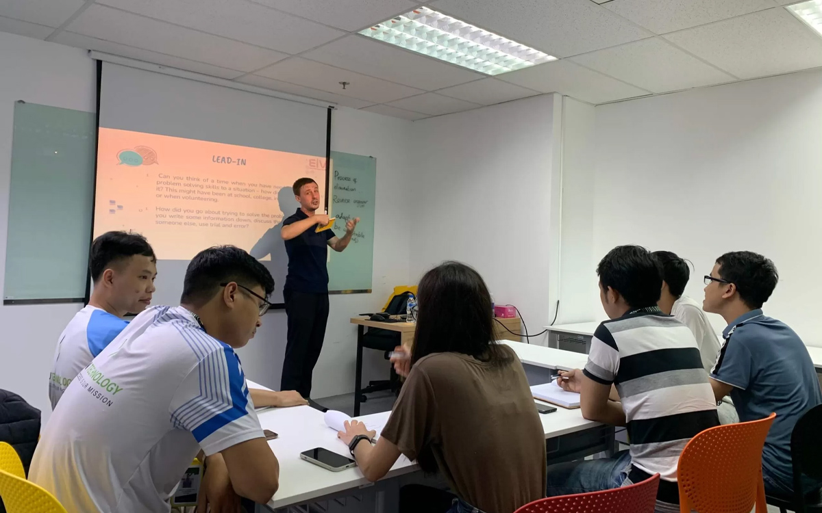 Học IELTS 7.0 mất bao nhiêu tiền tùy thuộc vào số lượng học viên