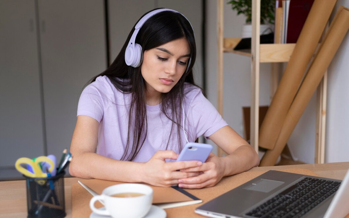 Các APP tự học IELTS tốt nhất