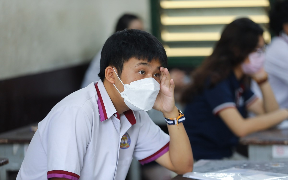 Các quy định về hủy và đổi ngày thi ai eo tiếng Anh