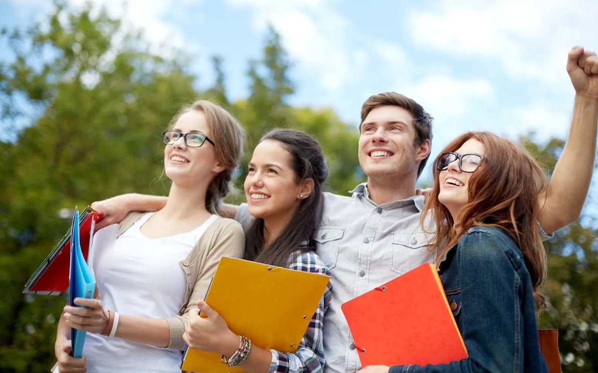 Học IELTS để làm gì?Được xét tuyển riêng vào một số trường Đại học lớn