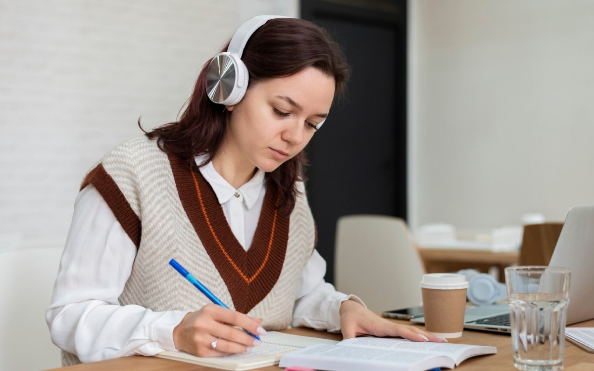 Hướng dẫn cách cải thiện kỹ năng nghe IELTS hiệu quả nhất