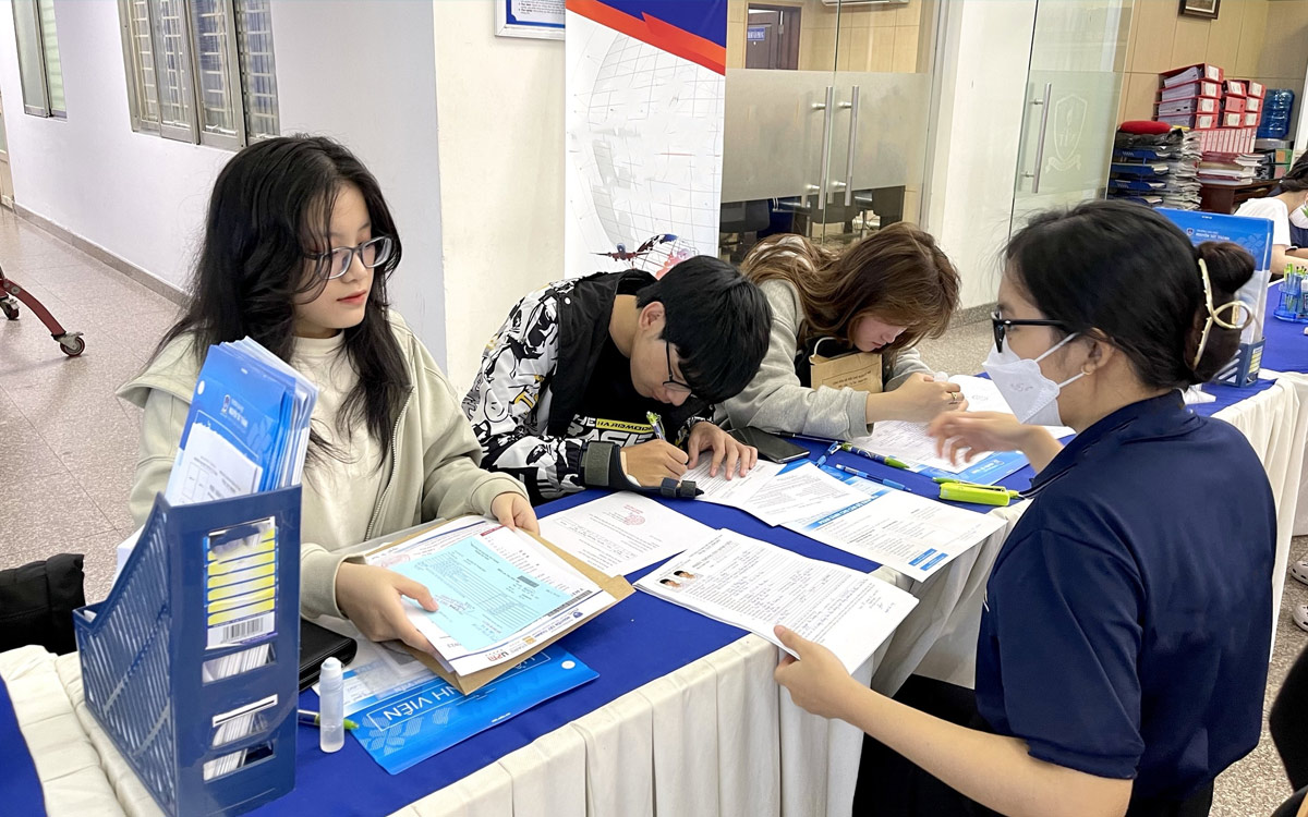 Đăng ký thi IELTS trực tiếp tại trung tâm thi IELTS British Council