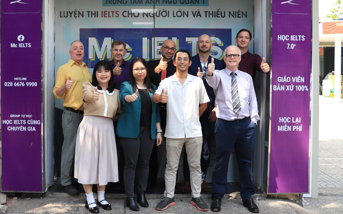 Đội ngũ giáo viên khóa IELTS cấp tốc giàu kinh nghiệm và chuyên nghiệp